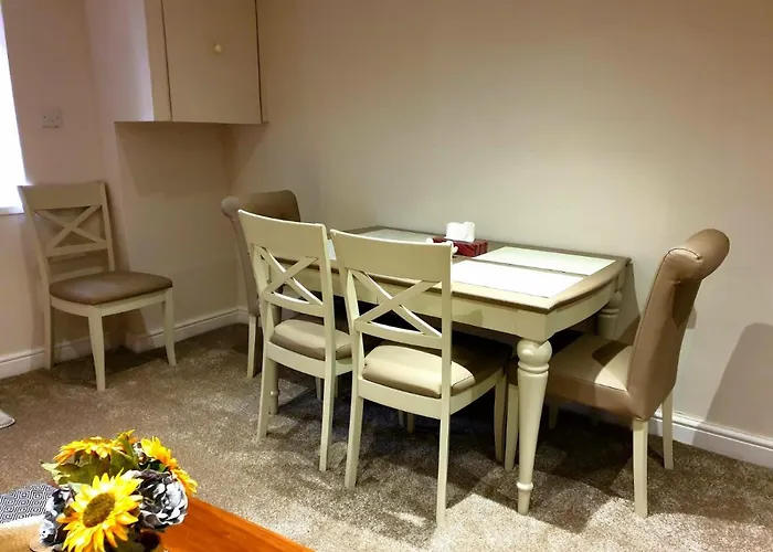 Elegant 2 Bed In Manchester